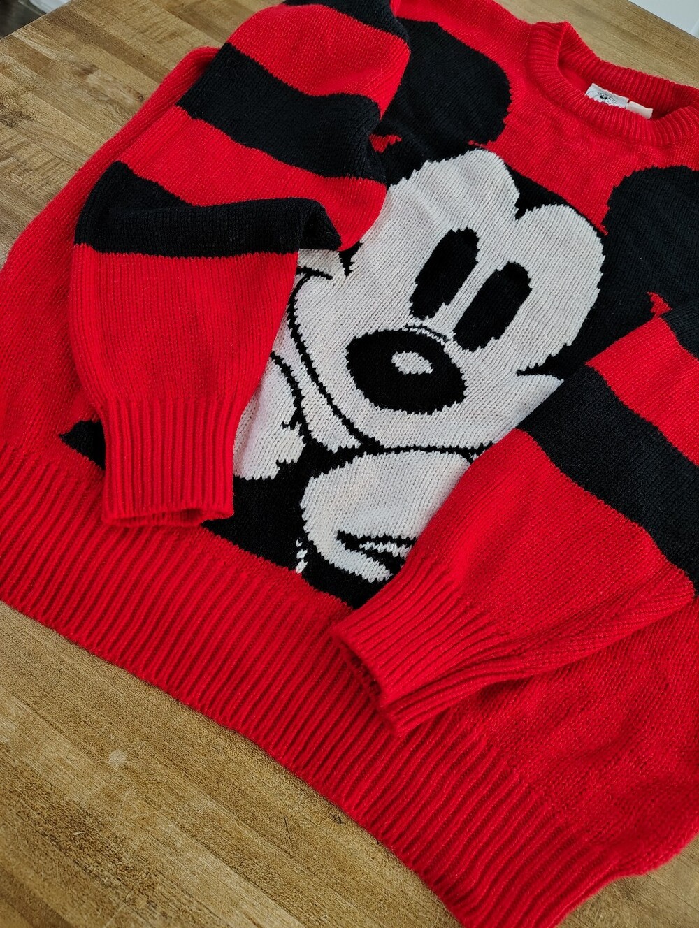 Mickey & Co By JG Hook Mickey Mouse Vintage Disney Big Head White Gloves Sweater - Picture 4 of 8
